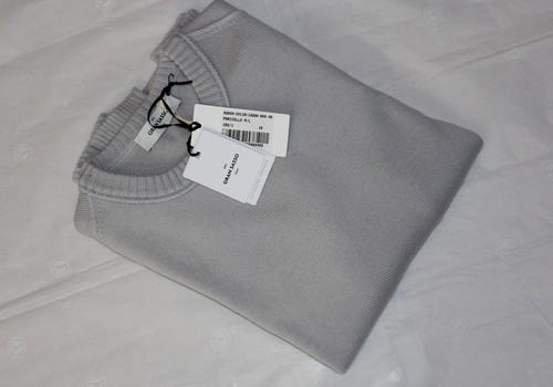 Nwt gran sasso - gray, crew